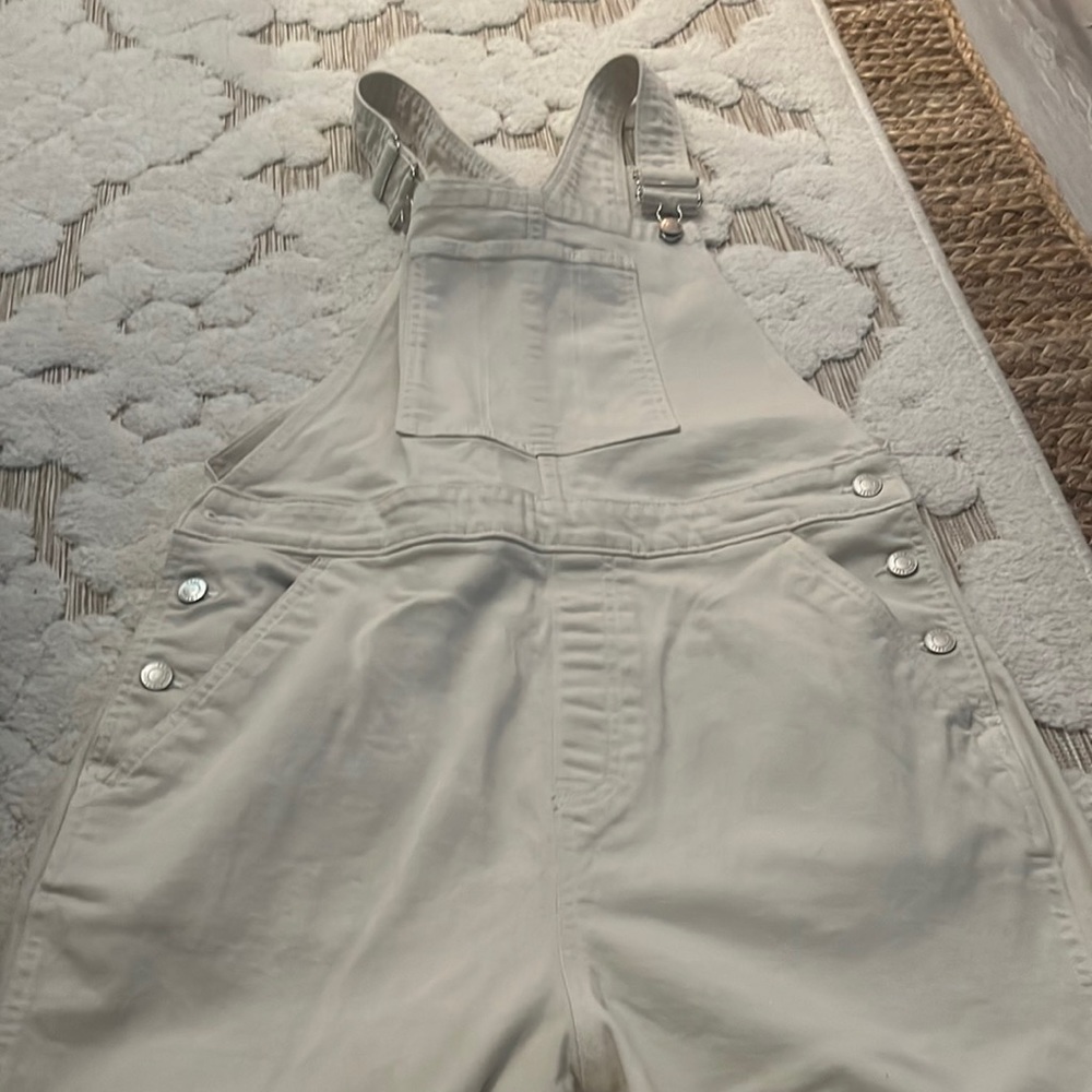 Free, assembly overalls